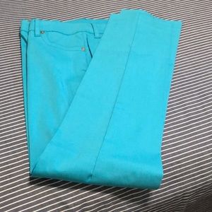 Stretchy slacks In turquoise